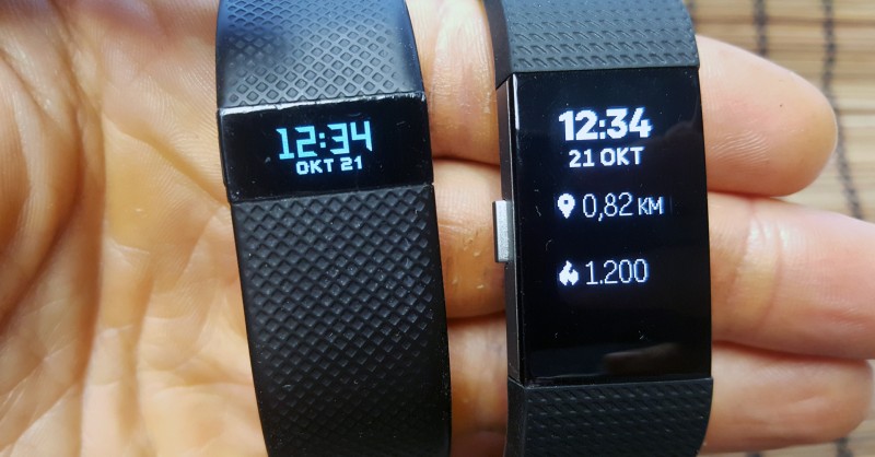 Fitbit Charge HR vs Fitbit Charge 2