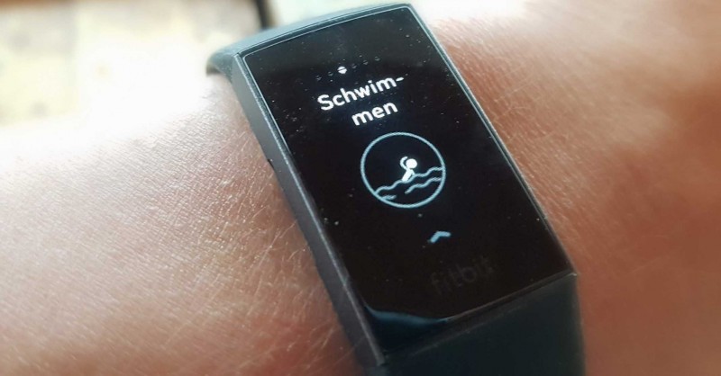 Swimming with Fitbit Charge 3 and Versa - That's how it looks!